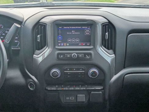 Used 2024 Chevrolet Silverado 1500 Custom RWD image 18