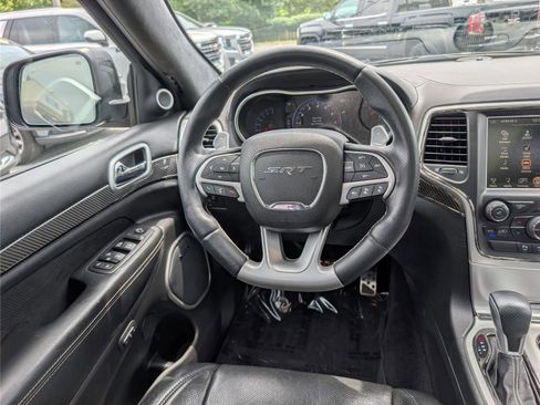 Used 2016 Jeep Grand Cherokee SRT AWD/4WD image 19