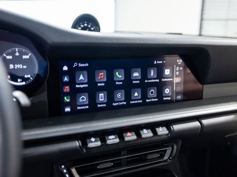 Used 2022 Porsche 911 Carrera image 40