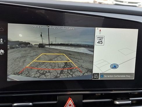 Used 2023 Hyundai Elantra SEL w/ Convenience Package image 19