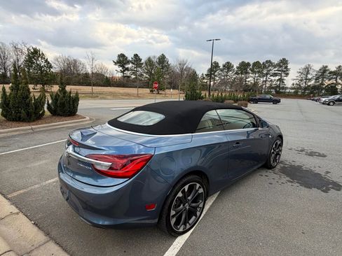 Used 2016 Buick Cascada Premium image 9