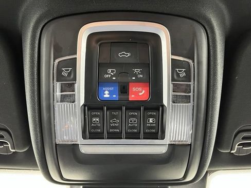 Used 2022 RAM 1500 Limited AWD/4WD image 21