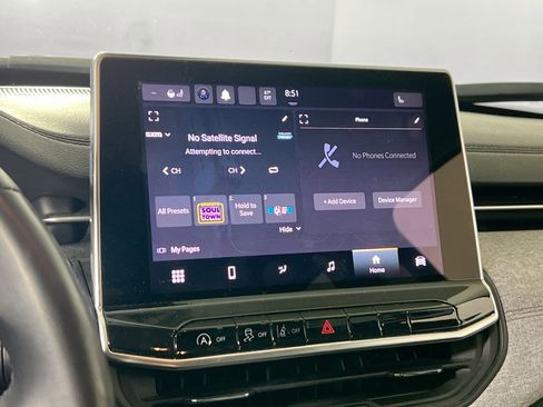 Used 2022 Jeep Compass Latitude image 14