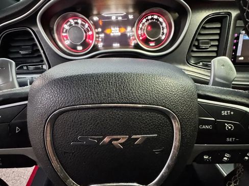 Used 2015 Dodge Challenger SRT w/ Technology Group image 16
