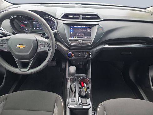 Used 2023 Chevrolet TrailBlazer LT FWD image 15