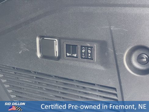 Certified 2023 Chevrolet Suburban High Country image 19