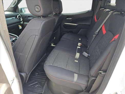 New 2025 Chevrolet Colorado Z71 w/ Technology Package image 18