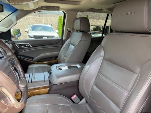 Used 2017 GMC Yukon Denali w/ Open Road Package RWD image 13
