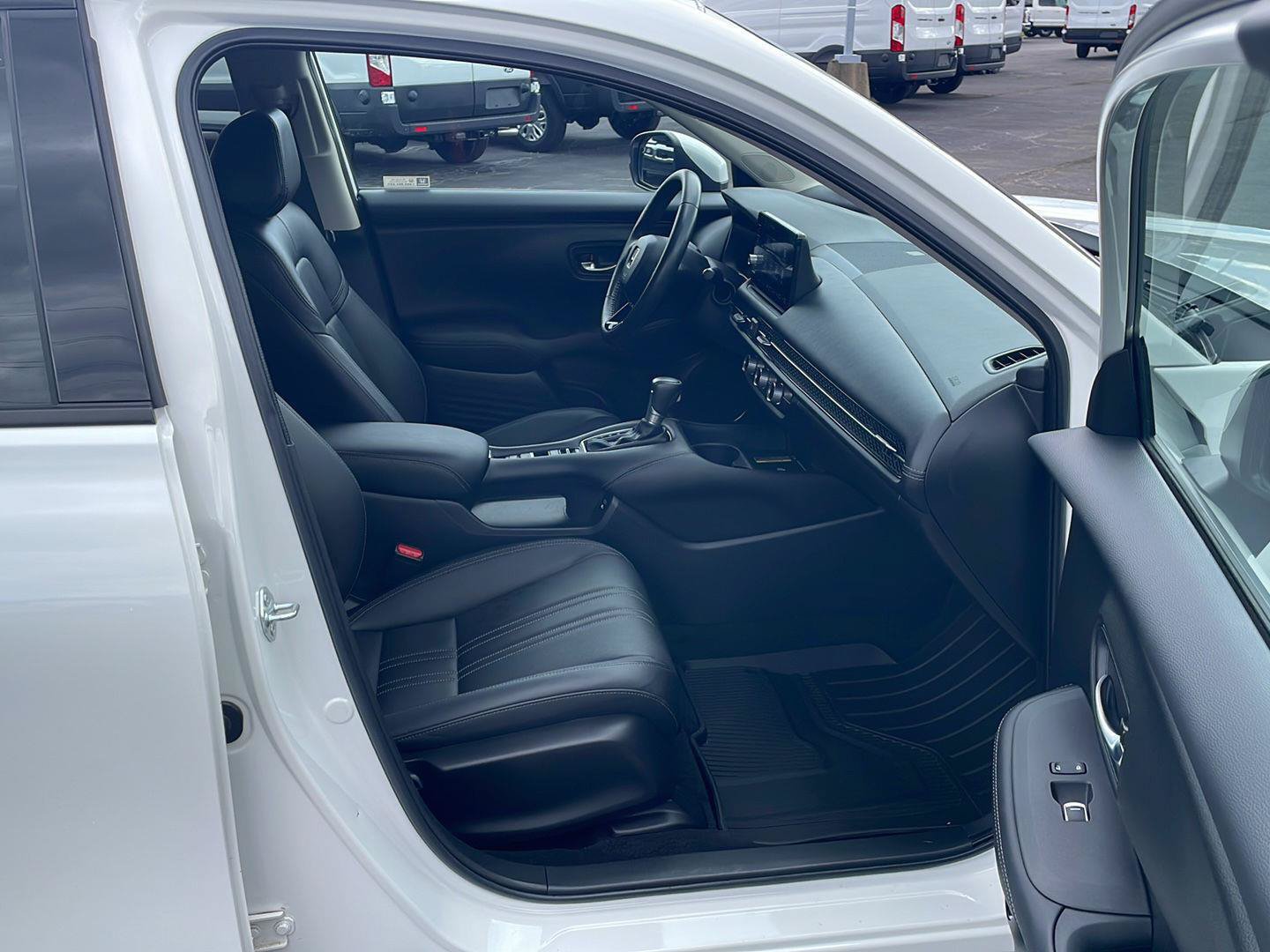 Used 2024 Honda HR-V EX-L image 26