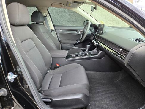 Used 2023 Honda Civic LX image 19