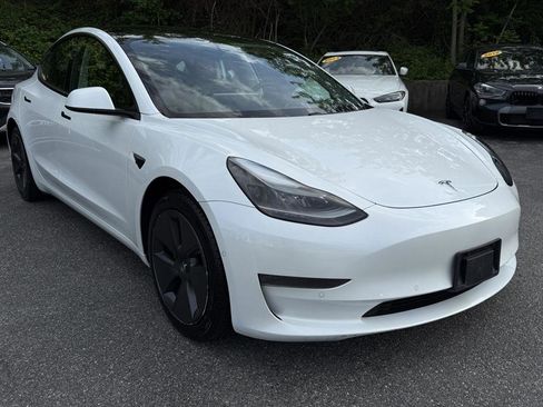 Used 2021 Tesla Model 3 Standard Range Plus RWD image 21
