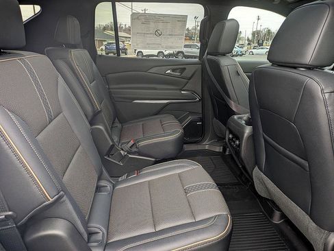New 2026 Chevrolet Traverse High Country FWD image 31