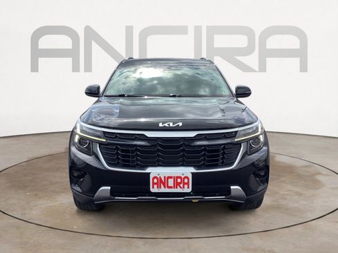Used 2024 Kia Seltos EX FWD image 6