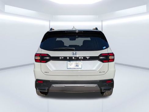 New 2026 Honda Pilot Elite image 5