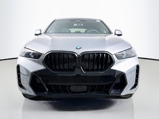 Used 2026 BMW X6 xDrive40i w/ Climate Comfort Package AWD/4WD image 2