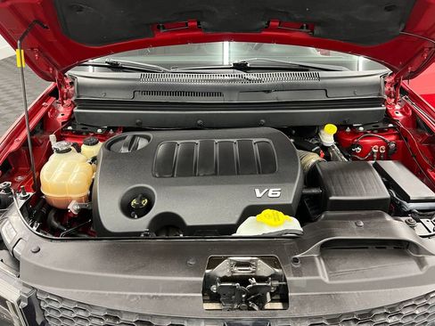 Used 2017 Dodge Journey Crossroad w/ Popular Equipment Group image 30