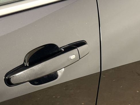 Used 2025 Chevrolet Malibu RS image 11