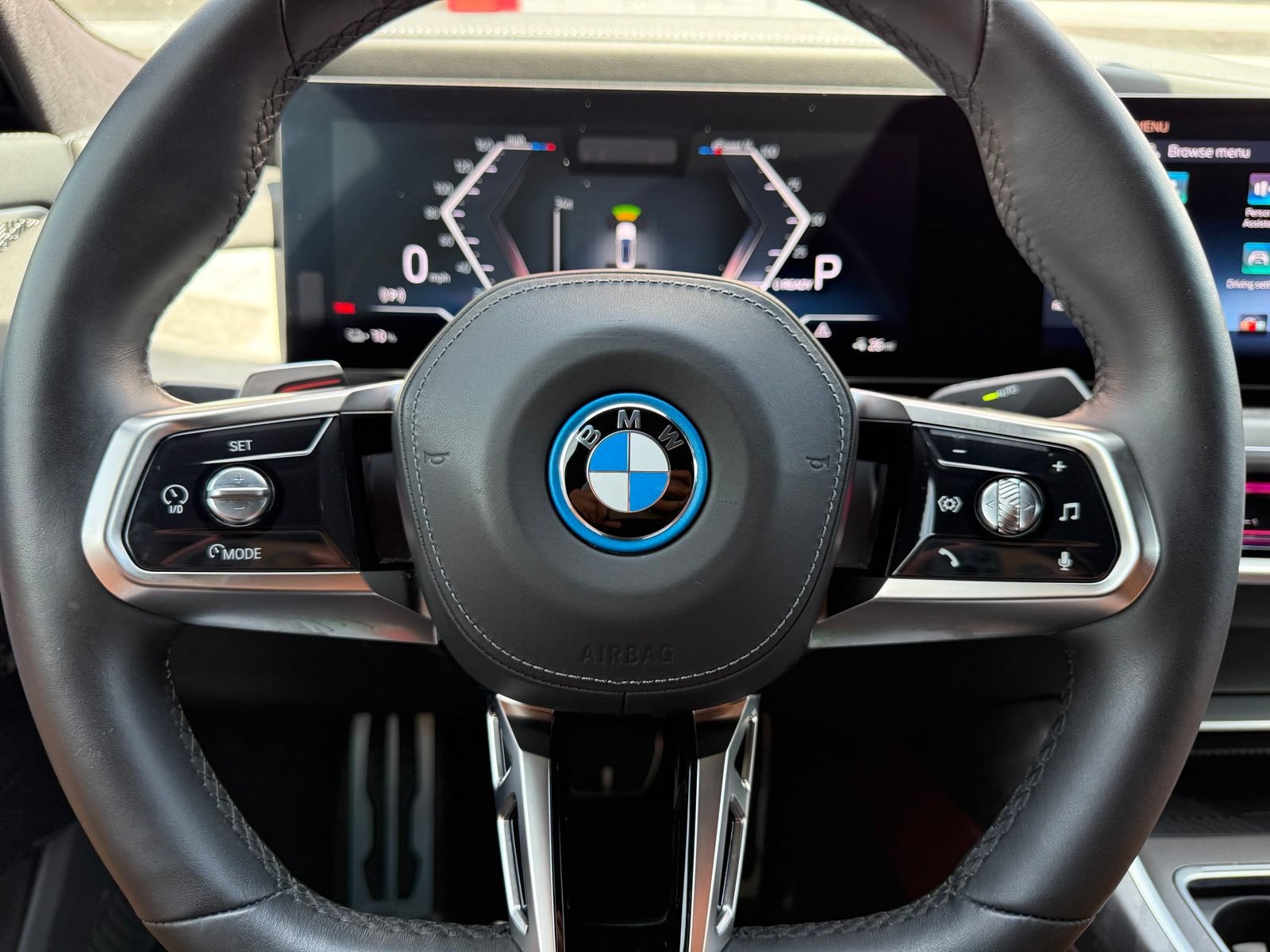 Used 2023 BMW i7 xDrive60 AWD/4WD image 26