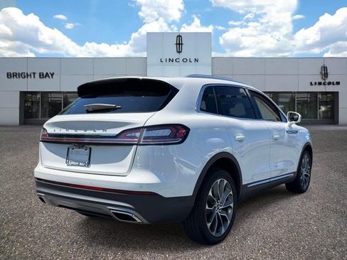 Used 2023 Lincoln Nautilus Reserve w/ Equipment Group 201A AWD/4WD image 5