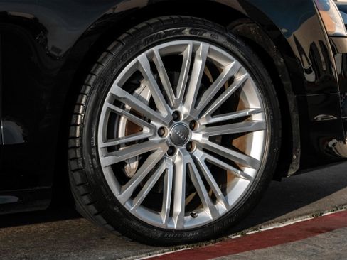 Used 2017 Audi A8 L 4.0T w/ Driver Assistance Package image 62