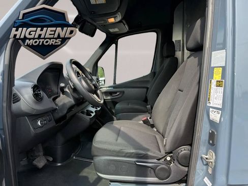 Used 2019 Mercedes-Benz Sprinter 144 image 13
