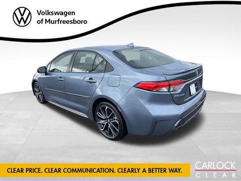 Used 2022 Toyota Corolla SE w/ SE Premium Package image 5