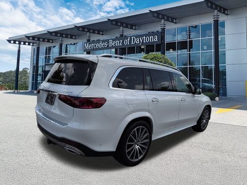 New 2026 Mercedes-Benz GLS 450 4MATIC image 4
