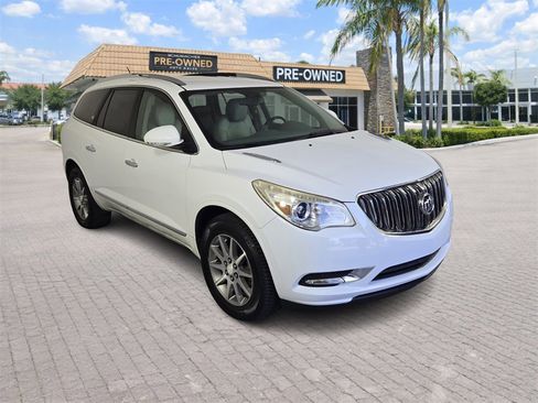 Used 2016 Buick Enclave Leather image 2