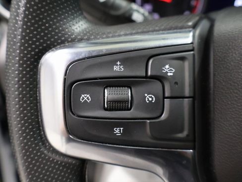 Used 2025 Chevrolet Blazer LT image 32