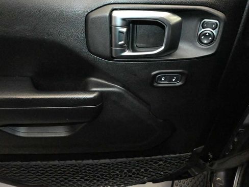 Used 2023 Jeep Wrangler Sport AWD/4WD image 12