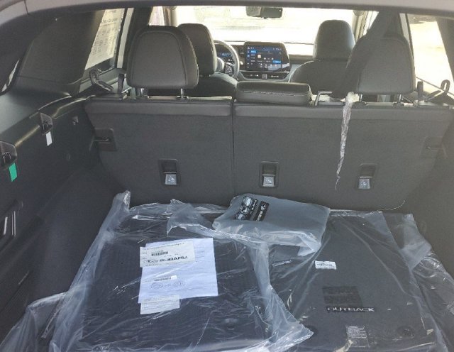 New 2026 Subaru Outback Touring XT AWD/4WD image 8