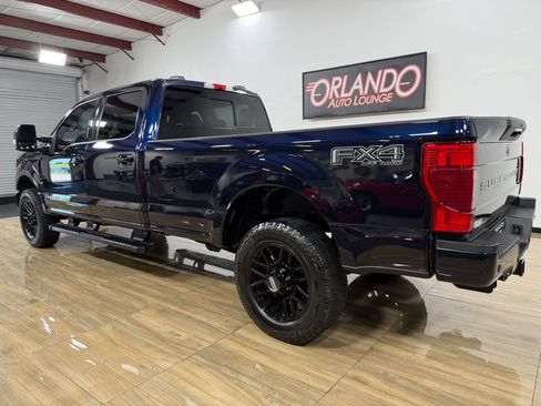 Used 2022 Ford F350 Lariat w/ Black Appearance Package AWD/4WD image 9