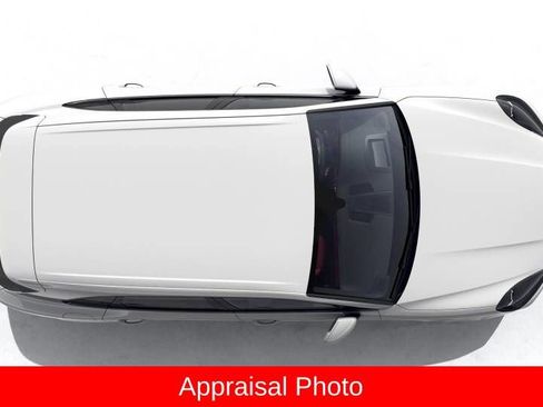 Certified 2022 Porsche Cayenne AWD/4WD image 5