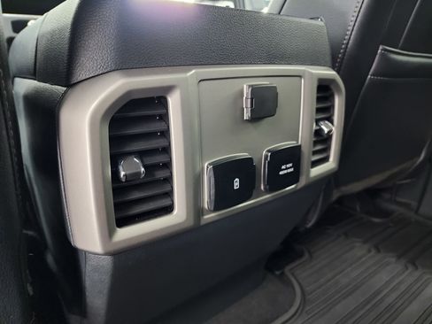 Used 2022 Ford F250 Lariat w/ Tremor Off-Road Package image 40