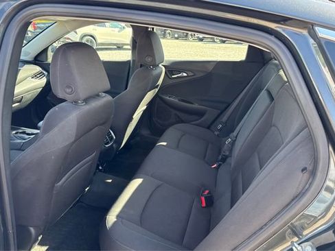 Used 2018 Chevrolet Malibu LT image 10