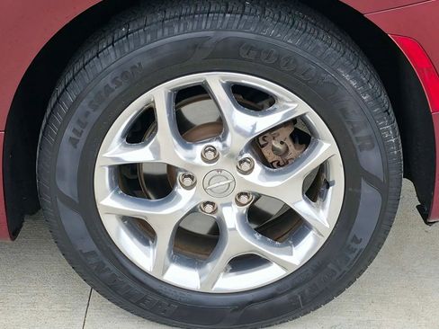 Used 2018 Chrysler Pacifica Limited FWD image 33