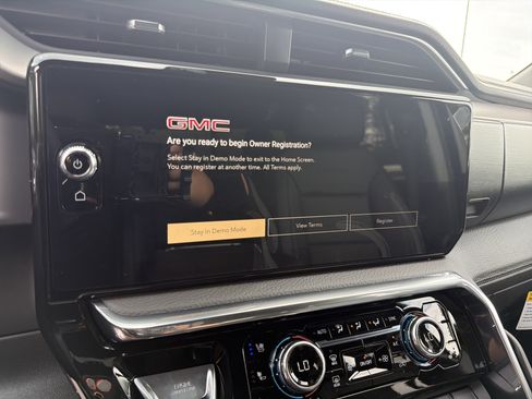New 2026 GMC Sierra 1500 Denali AWD/4WD image 24