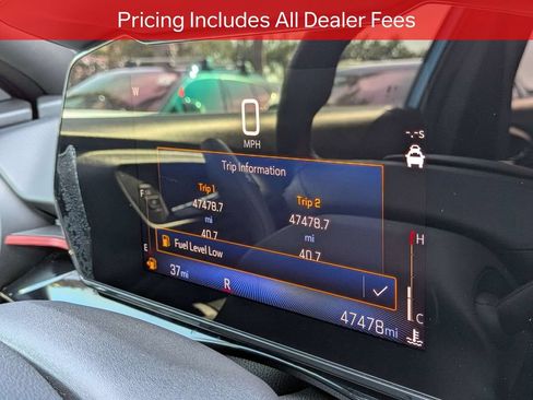 Used 2025 Chevrolet Trax RS w/ Driver Confidence Package FWD image 28