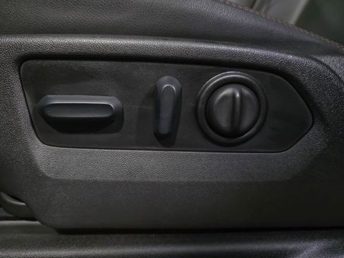 Used 2023 GMC Sierra 3500 AT4 w/ Gooseneck/5TH Wheel Package image 33