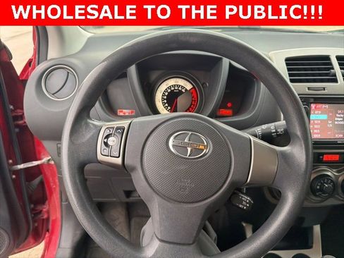 Used 2014 Scion xD image 10