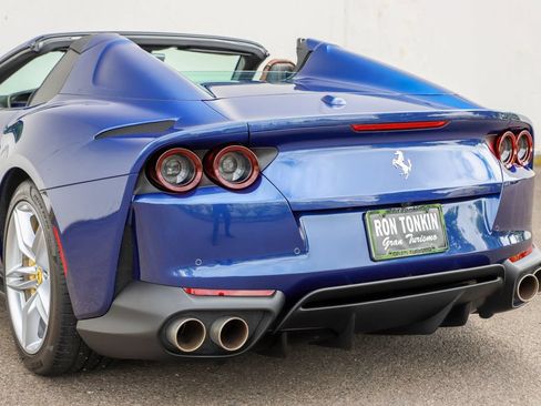 Used 2021 Ferrari 812 GTS RWD image 68