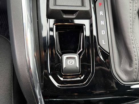 New 2026 GMC Canyon Elevation w/ Convenience Package image 10