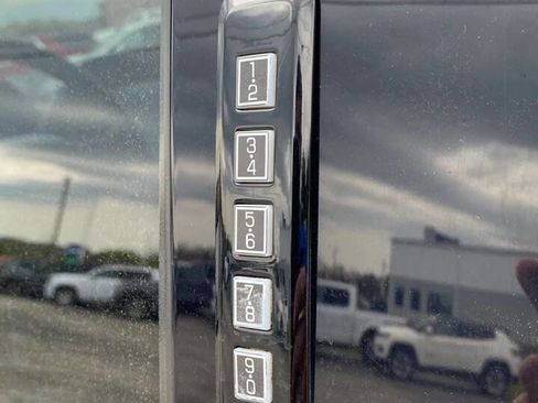 Used 2022 Ford F150 XLT w/ Equipment Group 302A High image 33