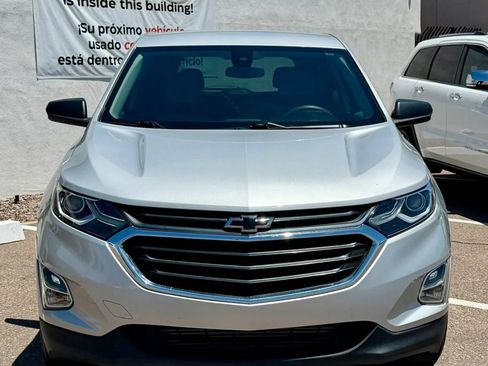 Used 2020 Chevrolet Equinox LS FWD image 3
