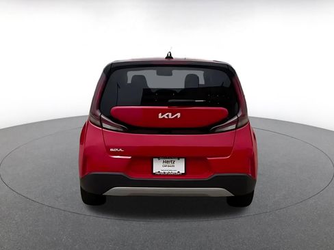 Used 2025 Kia Soul LX w/ LX Technology Package FWD image 12