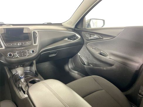 Used 2024 Chevrolet Malibu LT FWD image 23