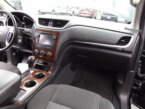 Used 2014 Chevrolet Traverse LT FWD image 27