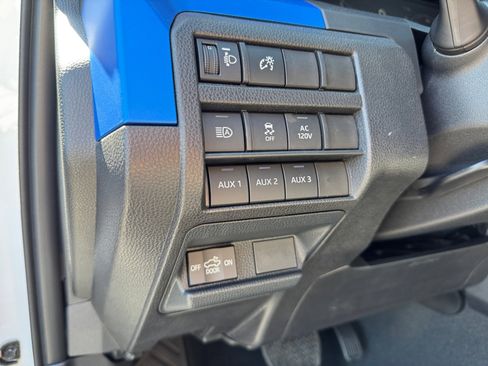 New 2025 Toyota Tacoma TRD Off-Road image 31