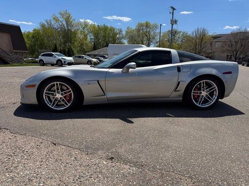 Used 2007 Chevrolet Corvette Z06 w/ Preferred Equipment Group RWD image 9