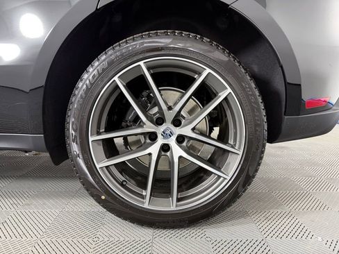 New 2026 Porsche Macan AWD/4WD image 12
